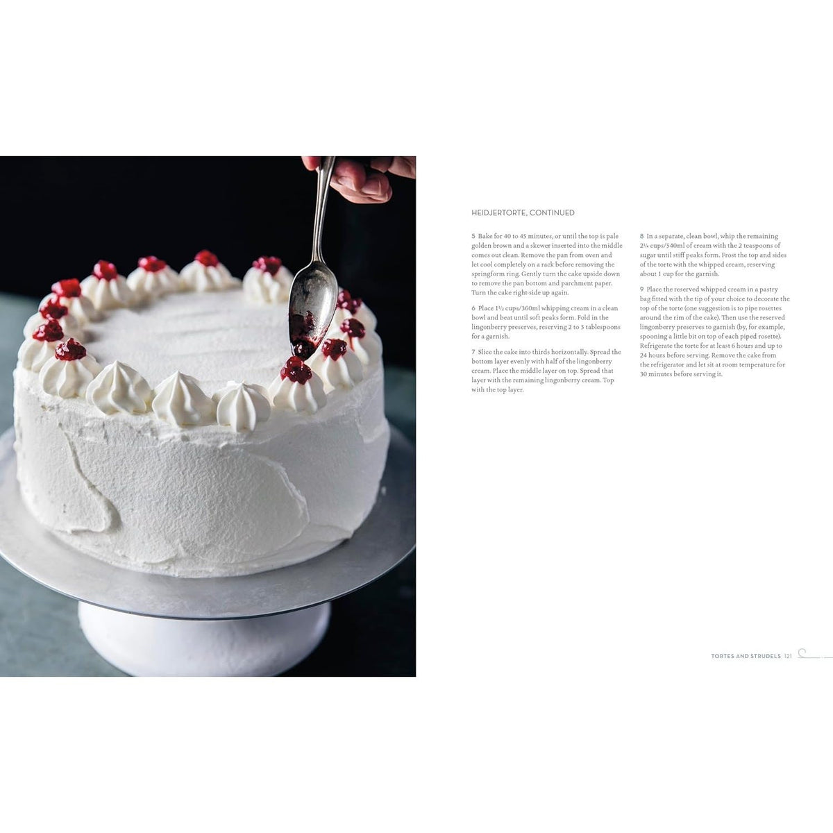 Classic German Baking: The Very Best Recipes for Traditional Favorites, from Pfeffernüsse to Streuselkuchen