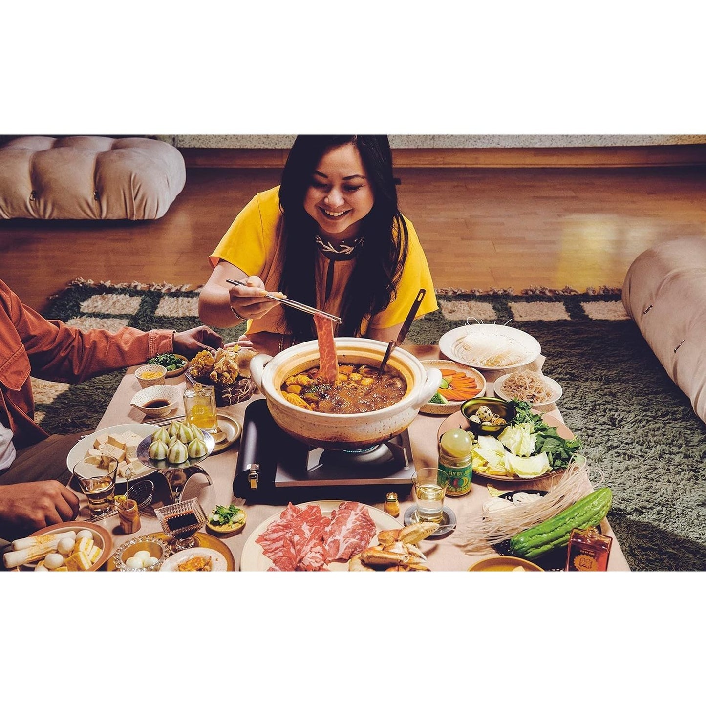 The Book of Sichuan Chili Crisp: Spicy Recipes and Stories from Fly by Jing's Kitchen [A Cookbook]