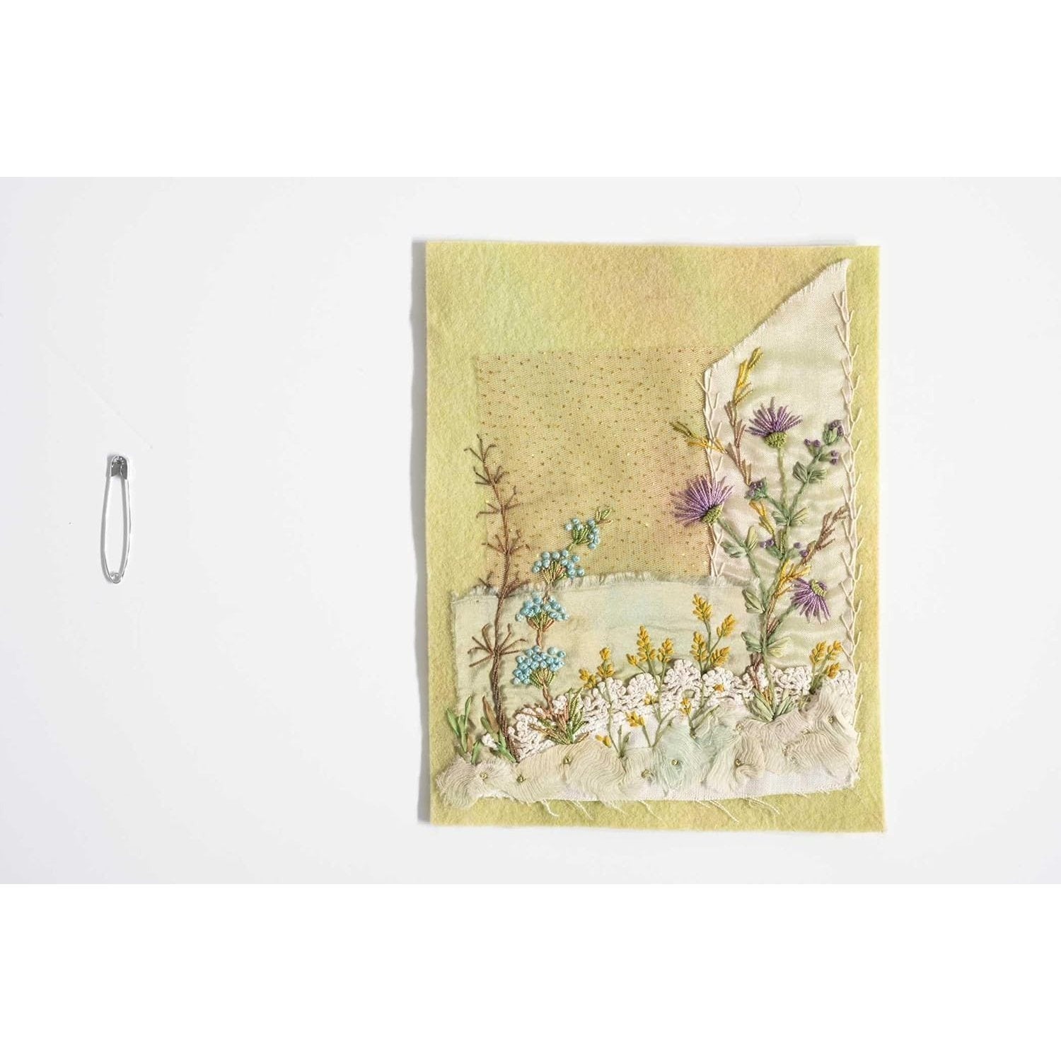 Foolproof Freeform Embroidery: Exploring Your Creativity with Fabric, Threads & Stitches (Spiral Bound)
