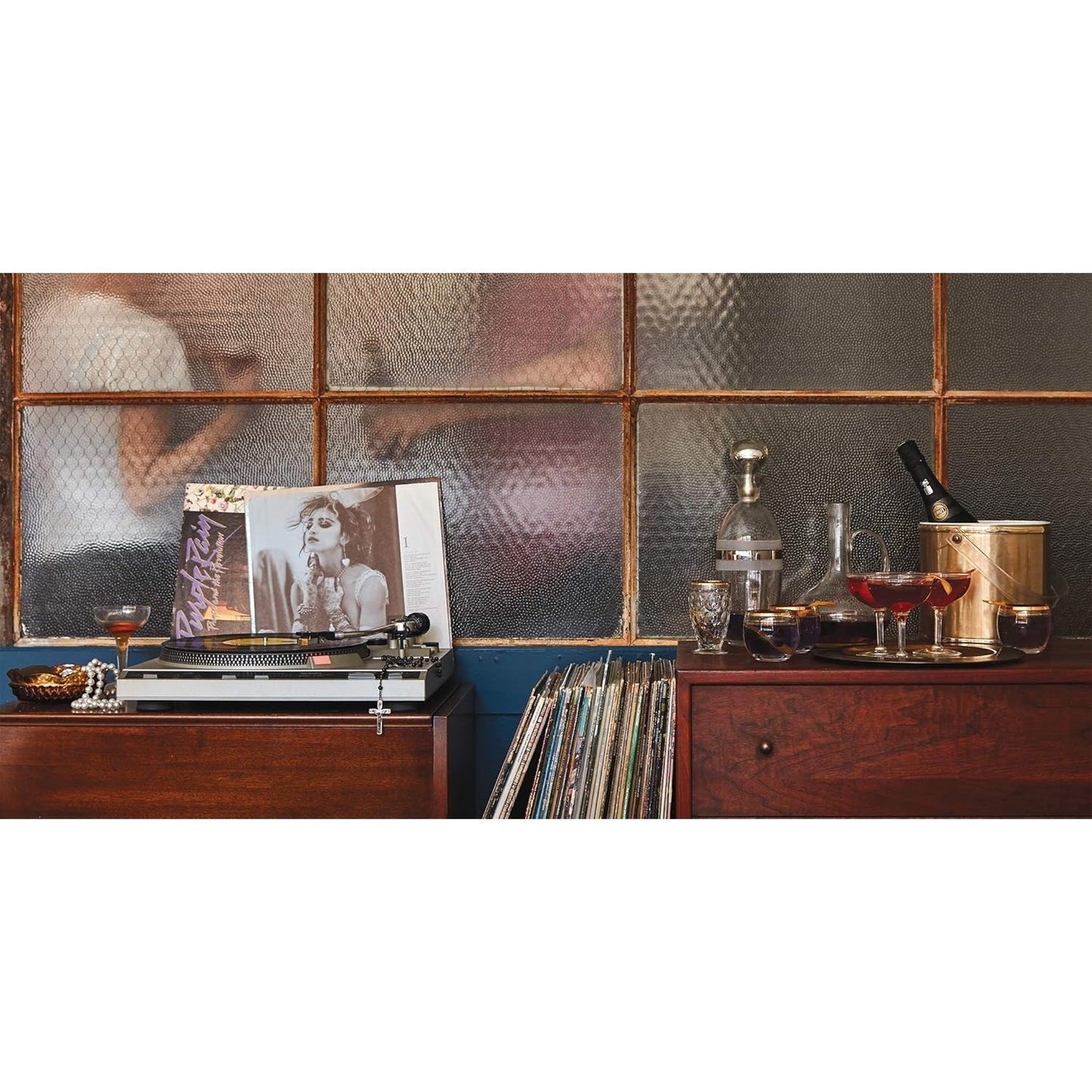 Booze & Vinyl: A Spirited Guide to Great Music and Mixed Drinks