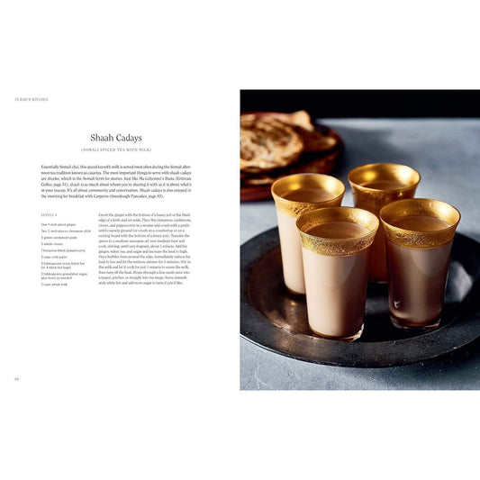 In Bibi's Kitchen: The Recipes and Stories of Grandmothers from the Eight African Countries That Touch the Indian Ocean [A Cookbook] (Spiral Bound)