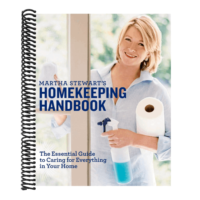 Martha Stewart's Homekeeping Handbook: The Essential Guide to Caring for Everything in Your Home
