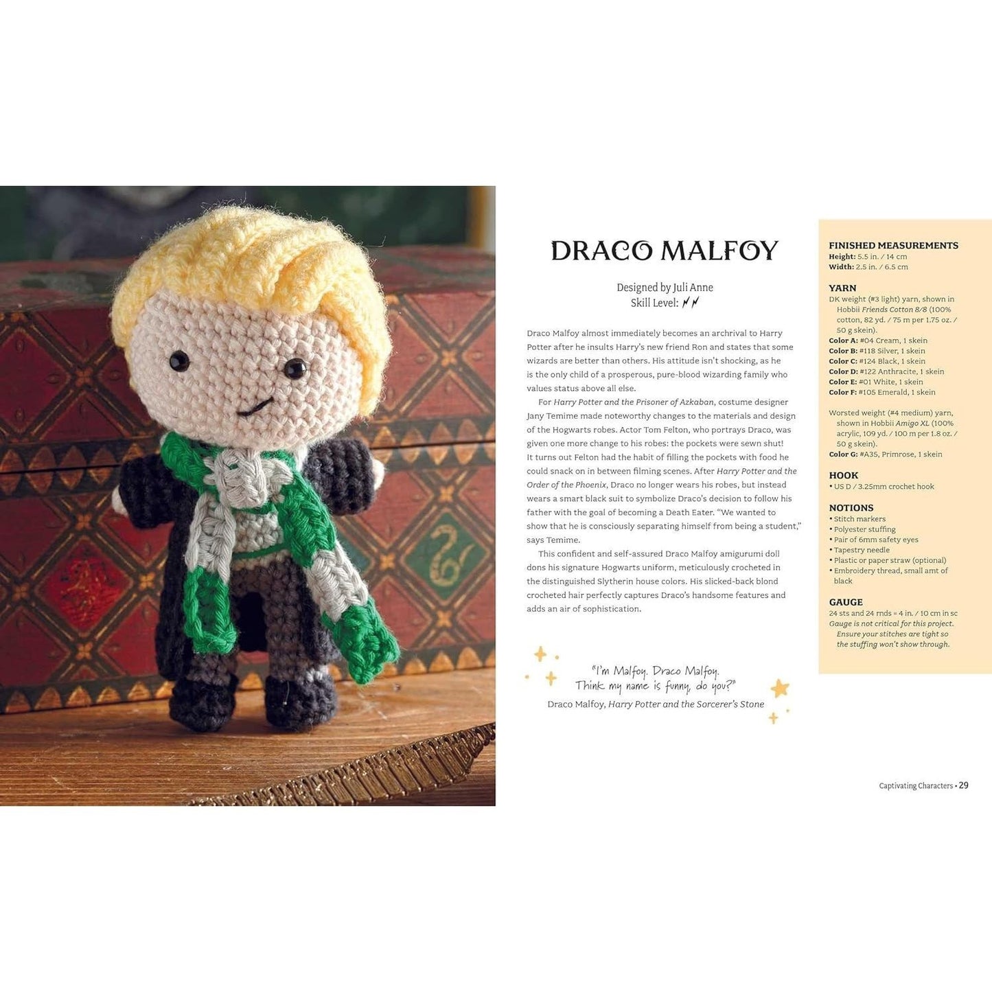 Harry Potter: The Official Book of Crochet Amigurumi