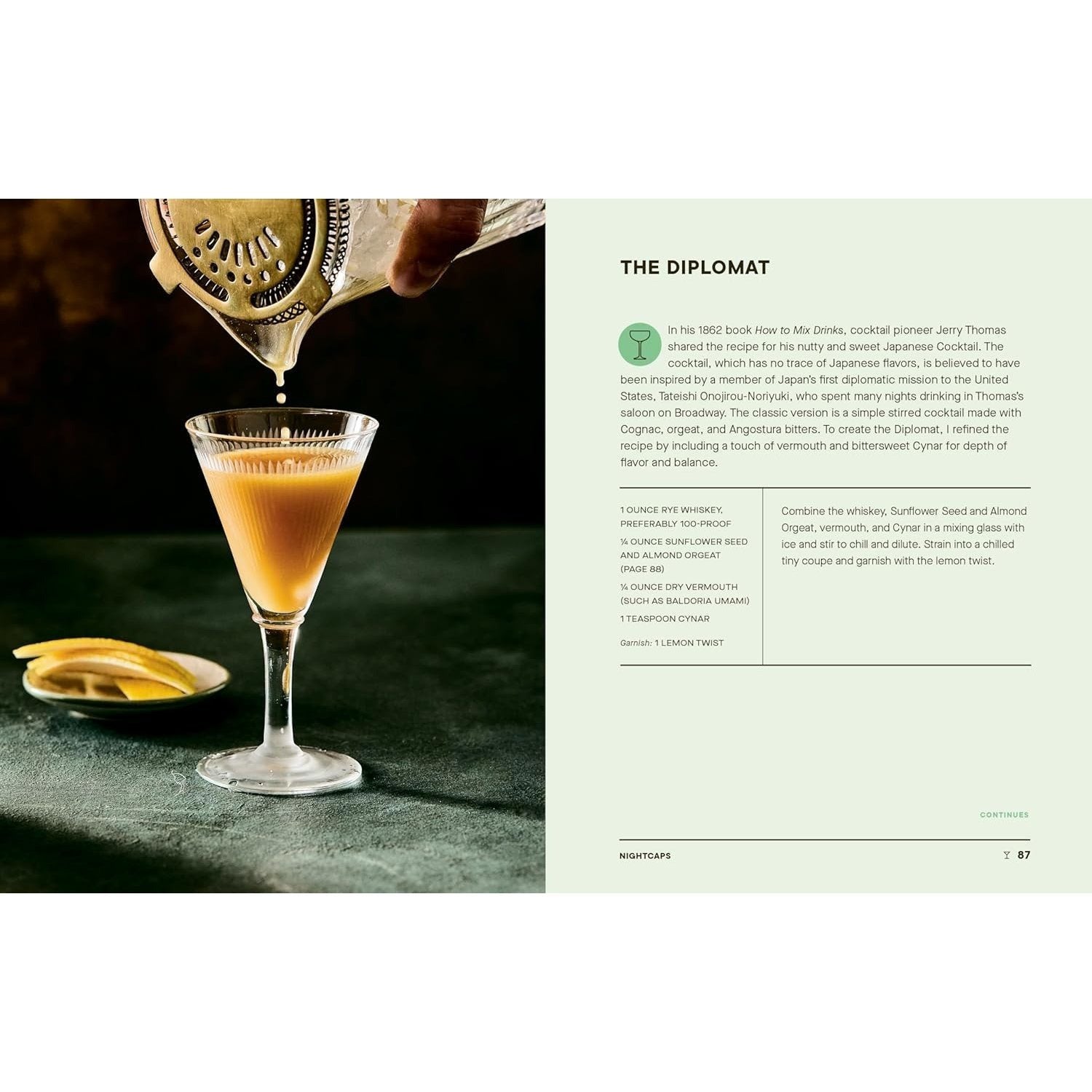 Tiny Cocktails: The Art of Miniature Mixology: A Cocktail Recipe Book