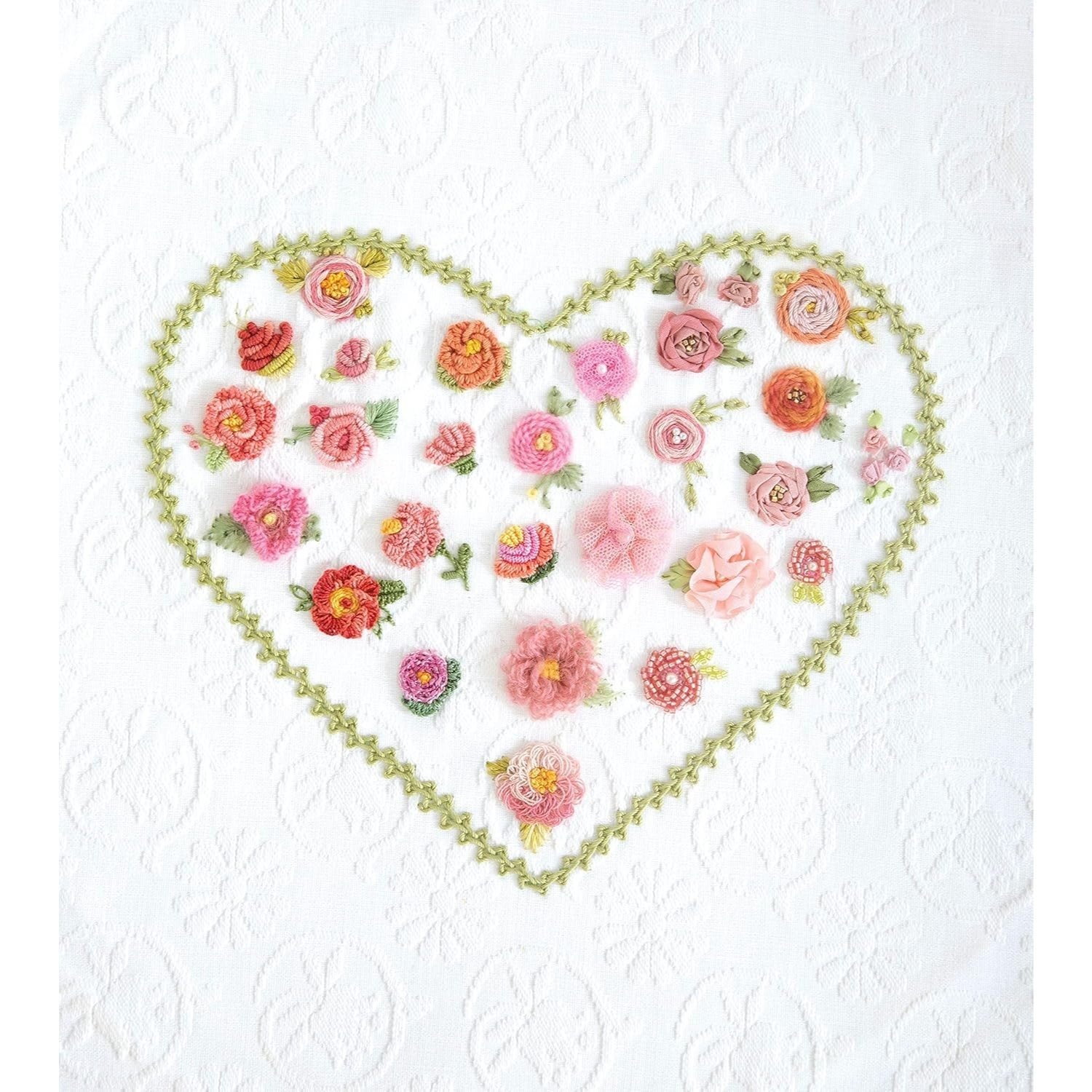 Foolproof Flower Embroidery: 80 Stitches & 400 Combinations in a Variety of Fibers; Add Texture, Color & Sparkle to Your Organic Garden (Spiral Bound)