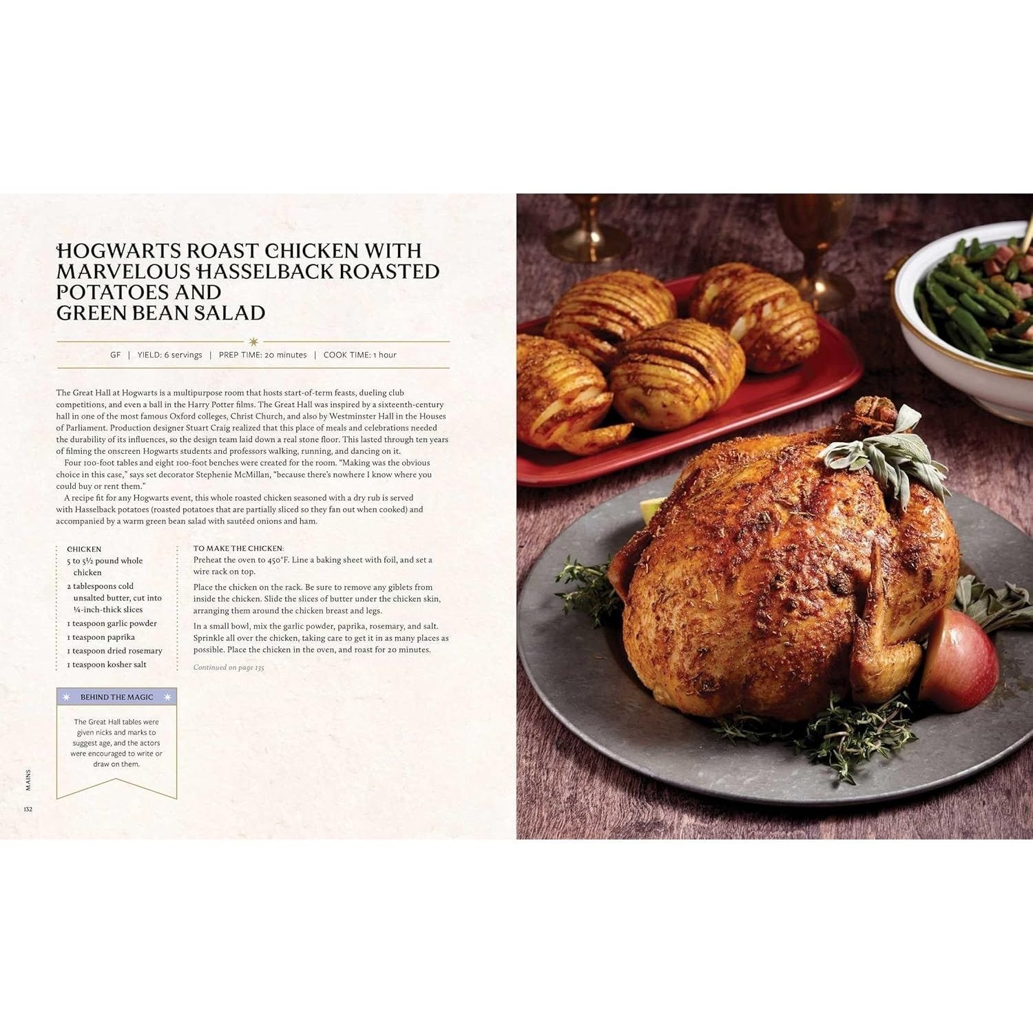 Harry Potter and Fantastic Beasts: Official Wizarding World Cookbook: Spellbinding Meals from New York to Hogwarts and Beyond!