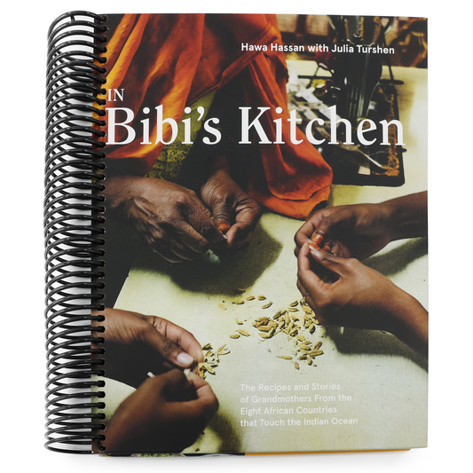 In Bibi's Kitchen: The Recipes and Stories of Grandmothers from the Eight African Countries That Touch the Indian Ocean [A Cookbook] (Spiral Bound)