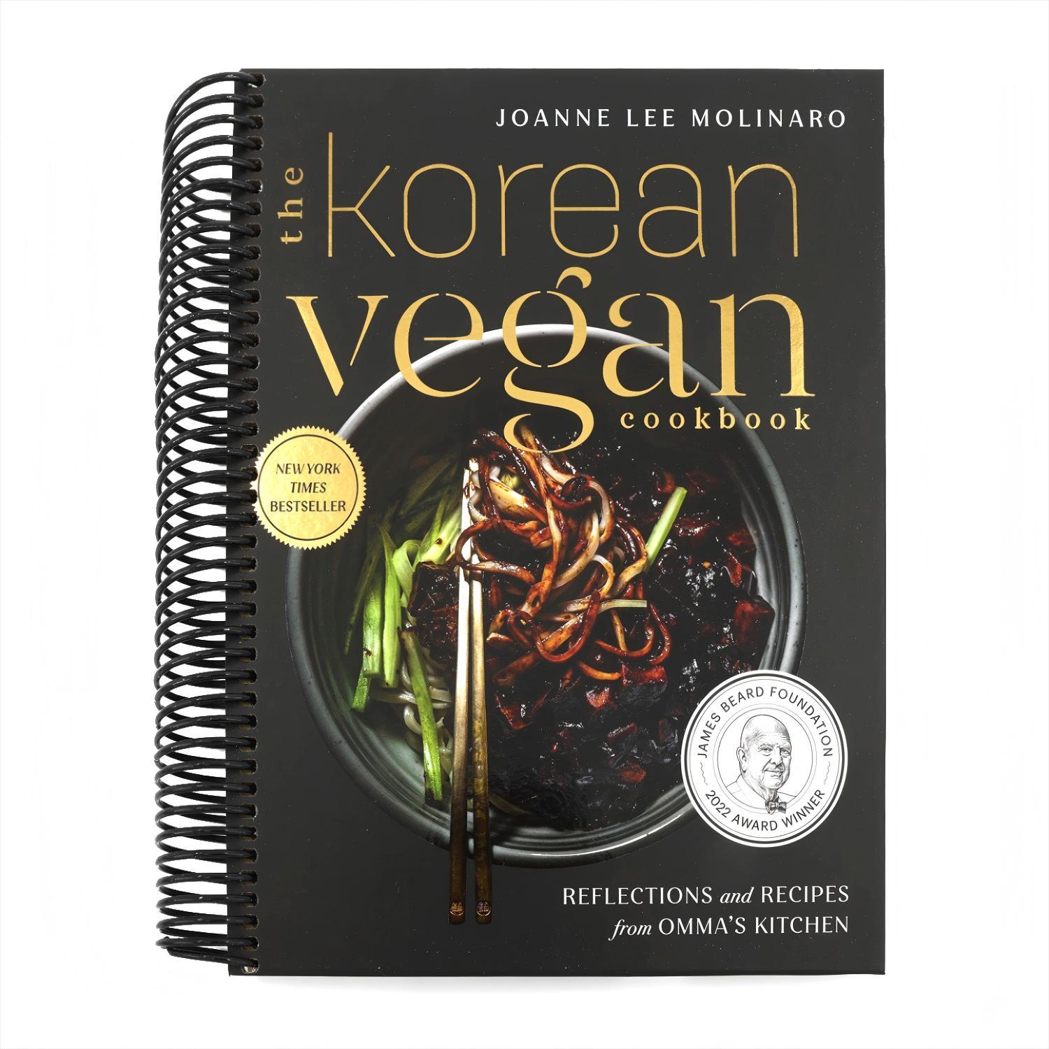 The Korean Vegan Cookbook: Reflections and Recipes from Omma's Kitchen (Spiral Bound)