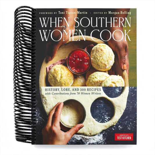 When Southern Women Cook: History, Lore, and 300 Recipes with Contributions from 70 Women Writers (Spiral Bound)