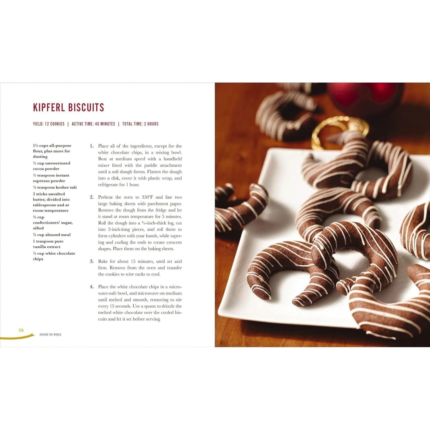 The Christmas Cookie Cookbook: Over 100 Recipes to Celebrate the Season (Spiral Bound)