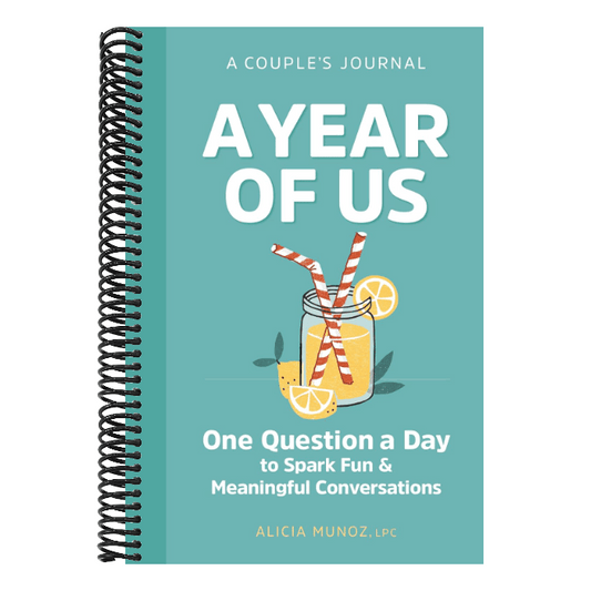 A Year of Us: A Couple's Journal: One Question a Day to Spark Fun and Meaningful Conversations