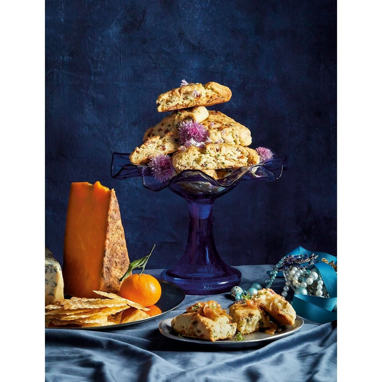 The Official Bridgerton Guide to Entertaining: How to Cook, Host, and Toast Like a Member of the Ton: A Cookbook