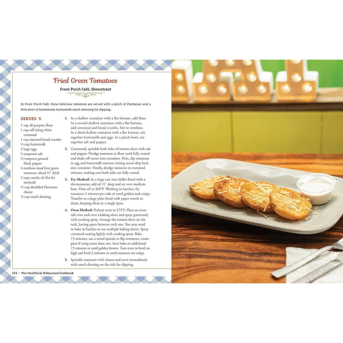 The Unofficial Dollywood Cookbook: From Frannie's Famous Fried Chicken Sandwiches to Grist Mill Cinnamon Bread, 100 Delicious Dollywood-Inspired Recipes! (Spiral Bound)
